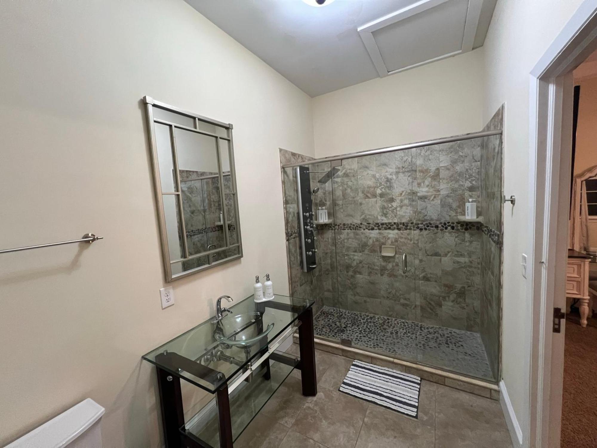 Beautiful River Front Home With Private Pool 필립스버그 외부 사진